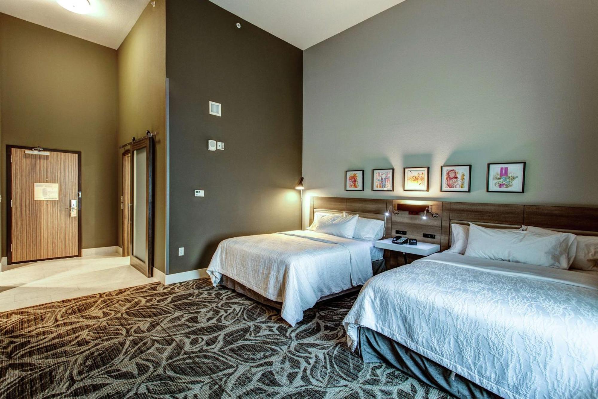 Hilton Garden Inn Topeka Exteriör bild